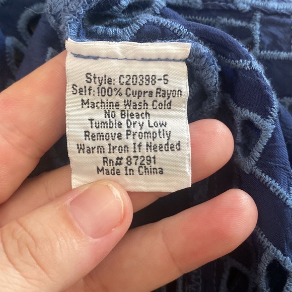 Johnny Was Embroidered Eyelet Button Up Tunic Top - Picture 6 of 7